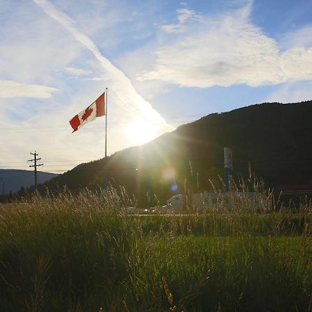 Monashee Motel 시카무스 외부 사진