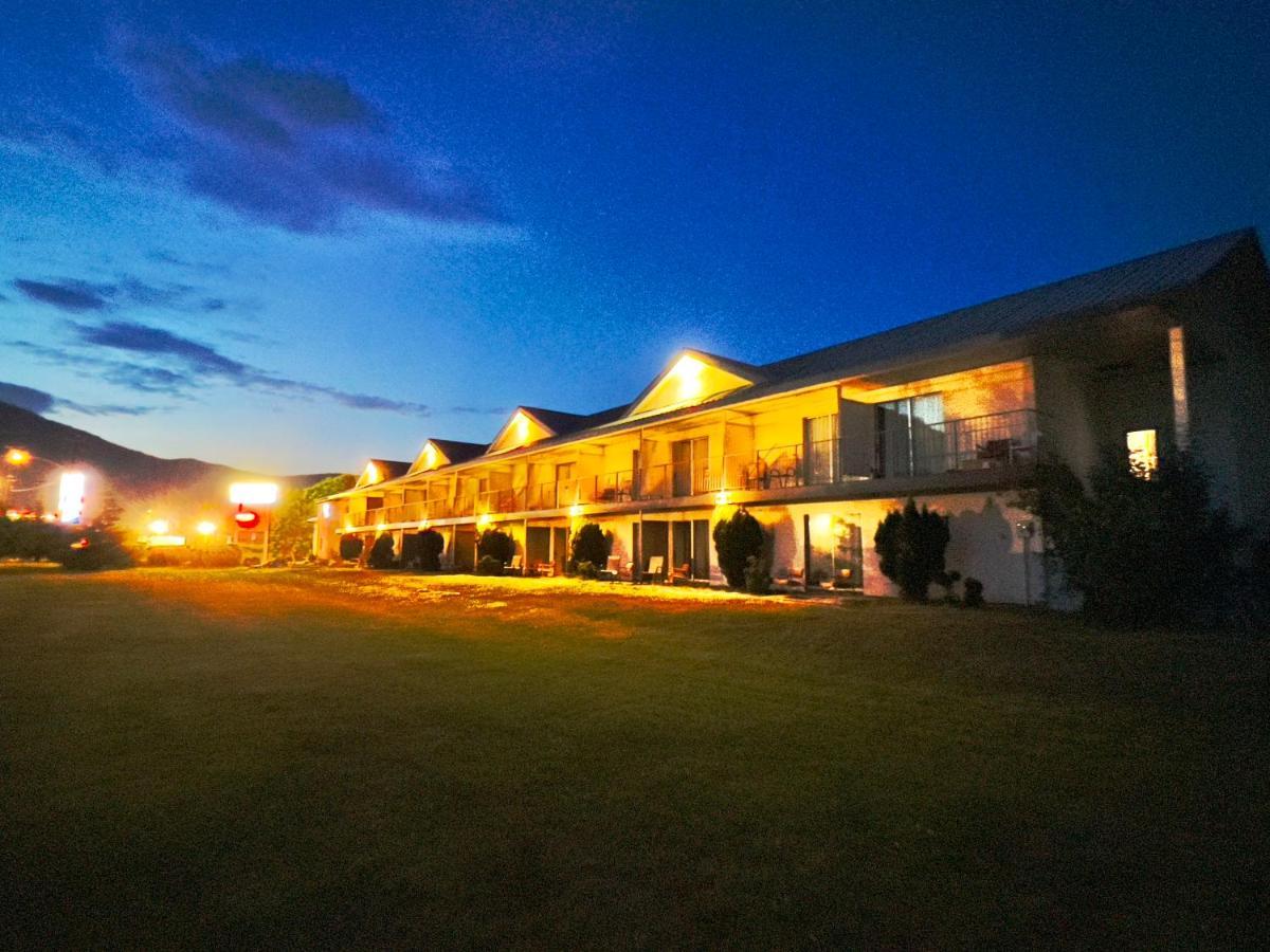 Monashee Motel 시카무스 외부 사진